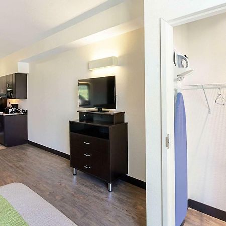 Studio 6 Austin Airport 外观 照片