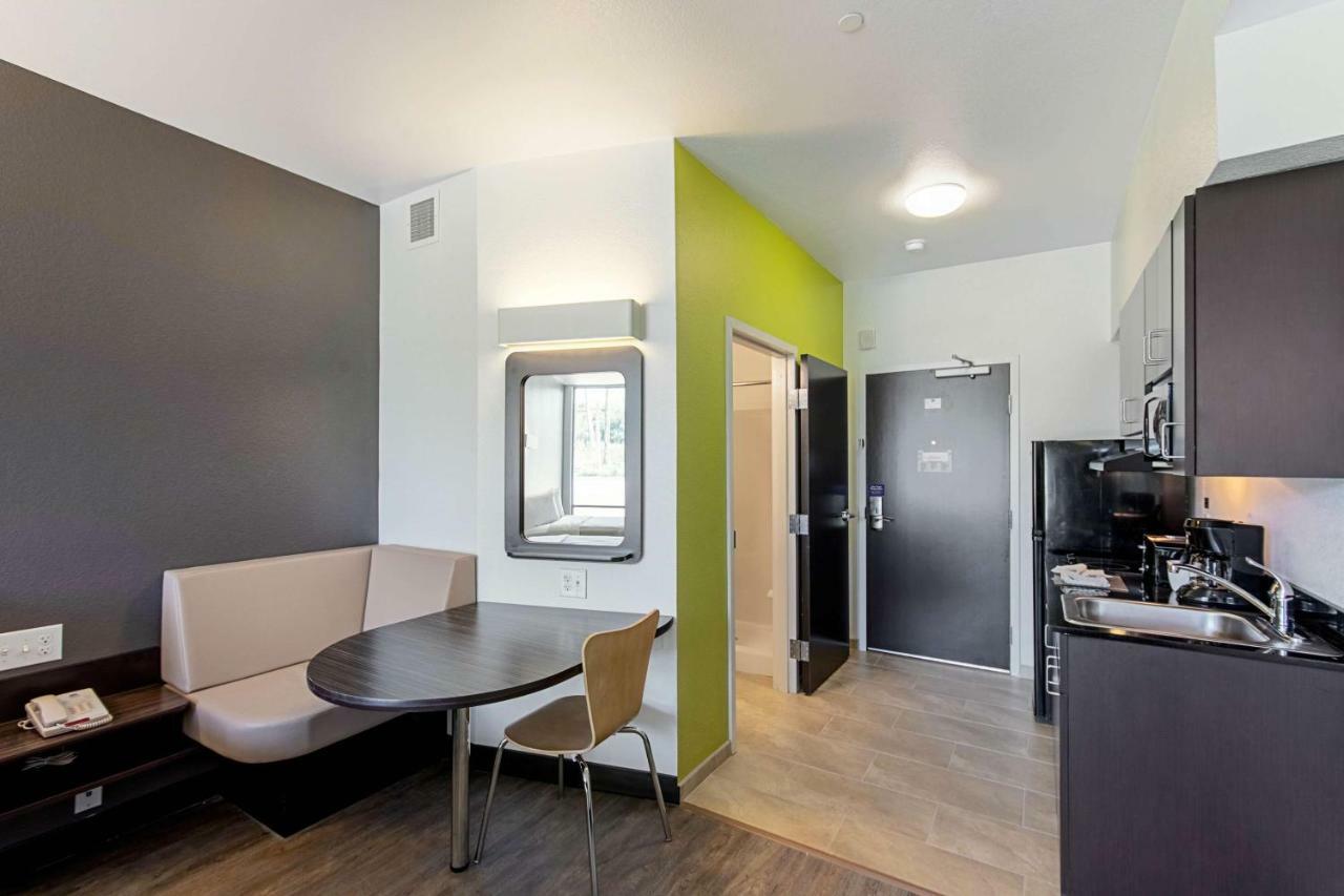 Studio 6 Austin Airport 外观 照片