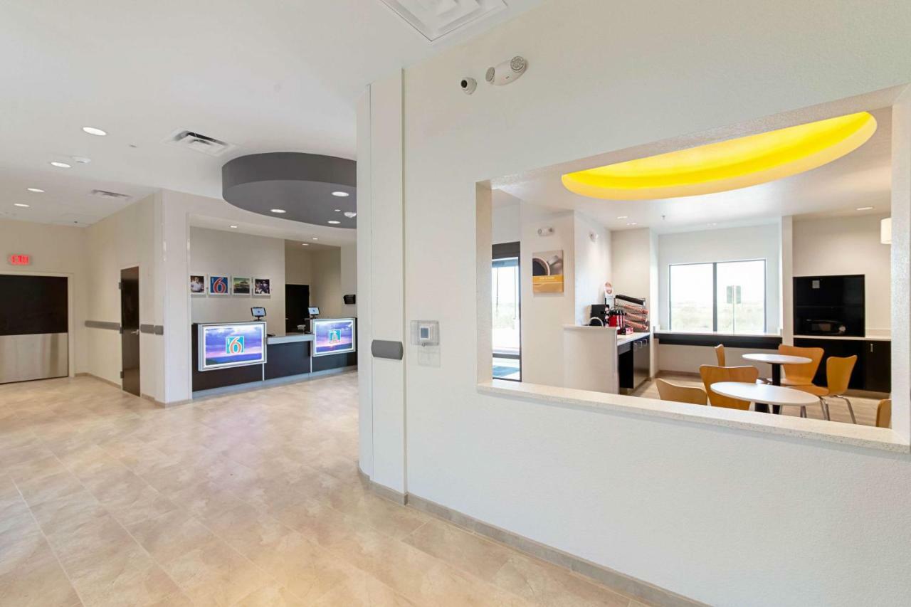 Studio 6 Austin Airport 外观 照片