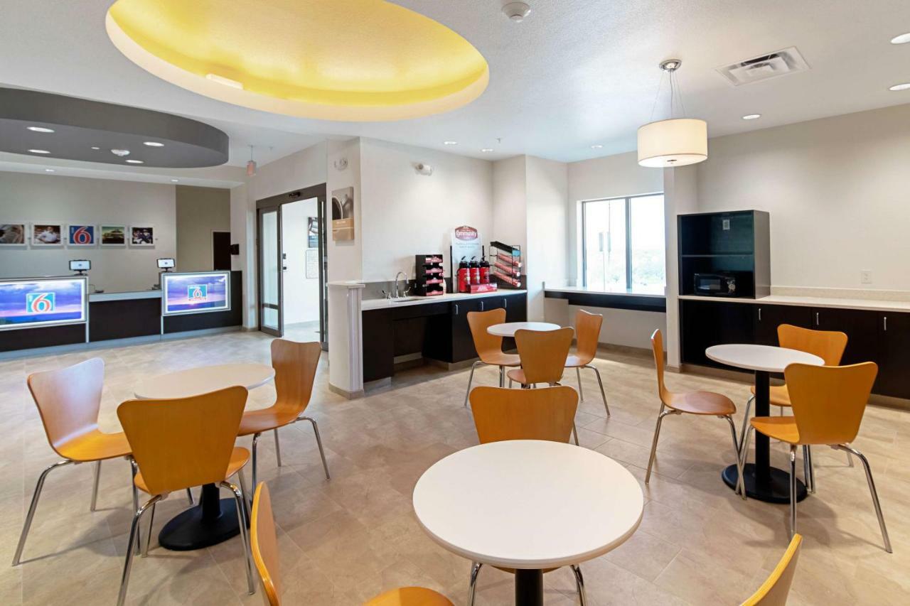 Studio 6 Austin Airport 外观 照片